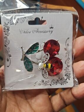 Brooch+1